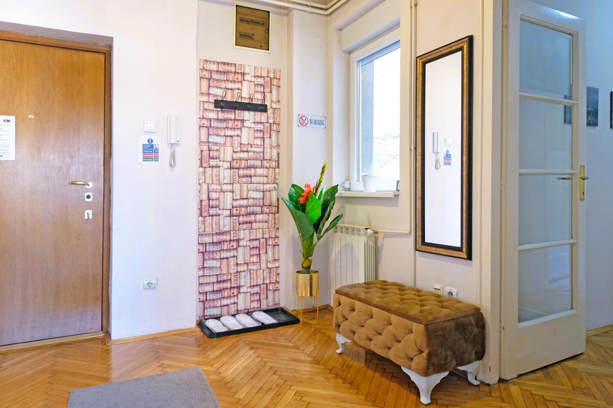 Windows City Apartment Белград Екстериор снимка